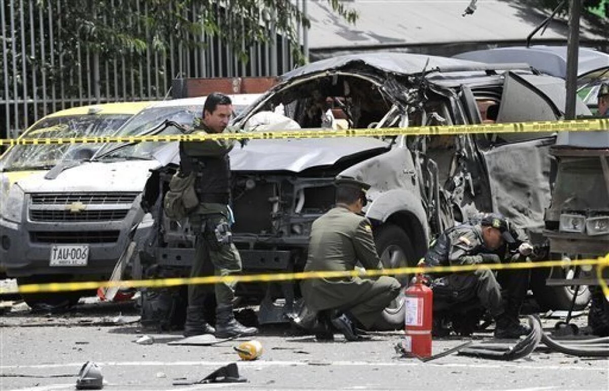 Colombia car bomb kills two