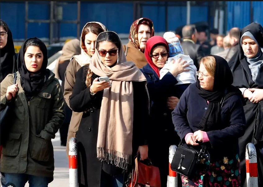 Iran MPs vote to toughen penalties for women who breach dress code
