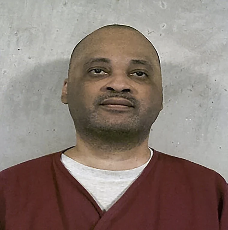 Convicted murderer executed by lethal injection in Oklahoma