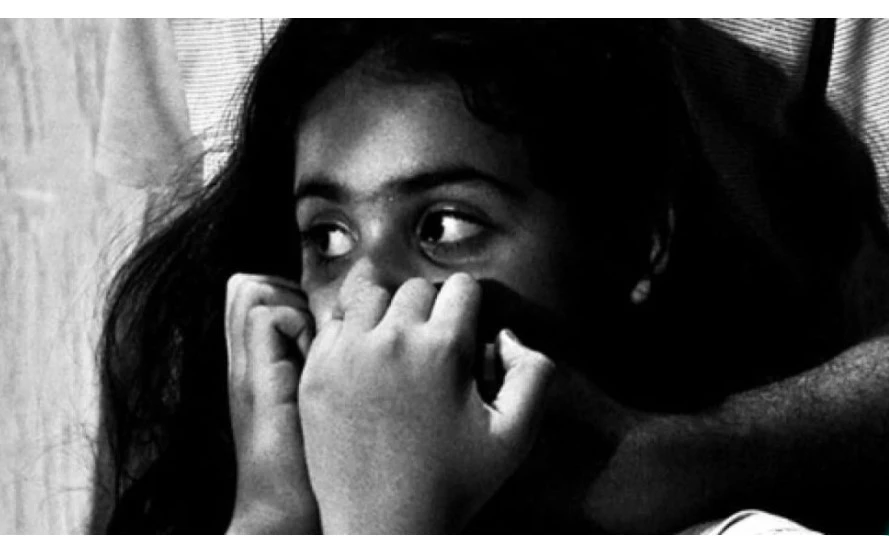 Girl shoots dead incest-father in Lahore