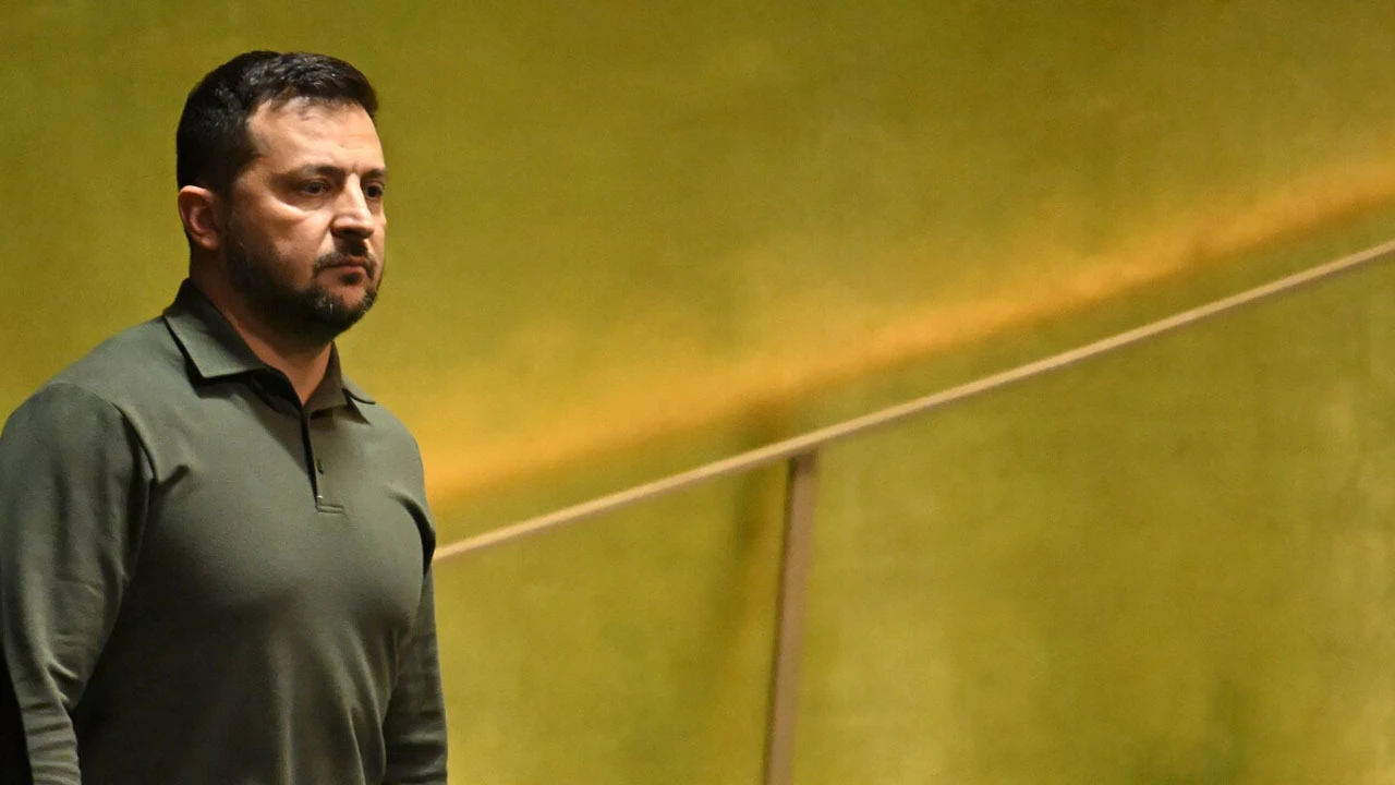 Zelensky arrives in Washington, says air defence aid 'top issue'