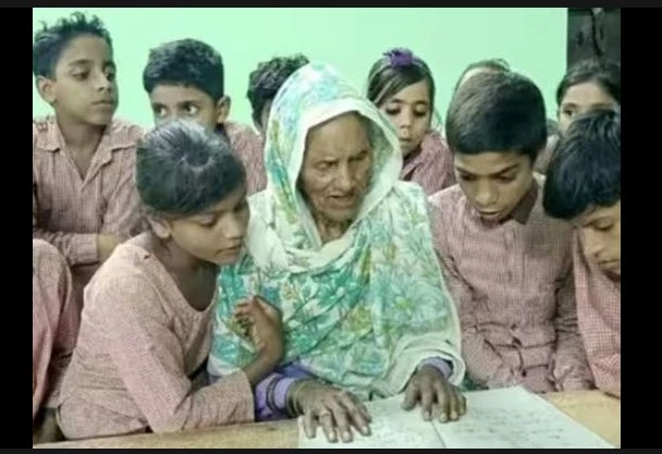 Great-grandmother, 92, finally goes to school