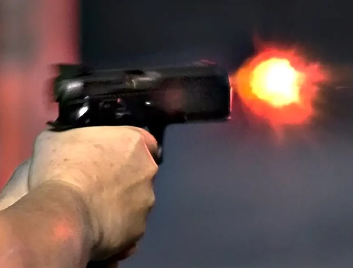 Little girl dead, mother injured in firing over ‘family dispute’ in Karachi