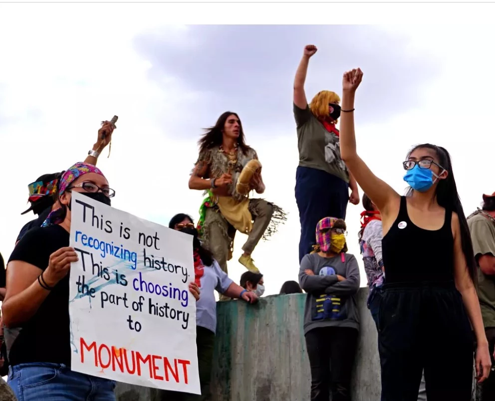 US man shot during protest against conquistador statue