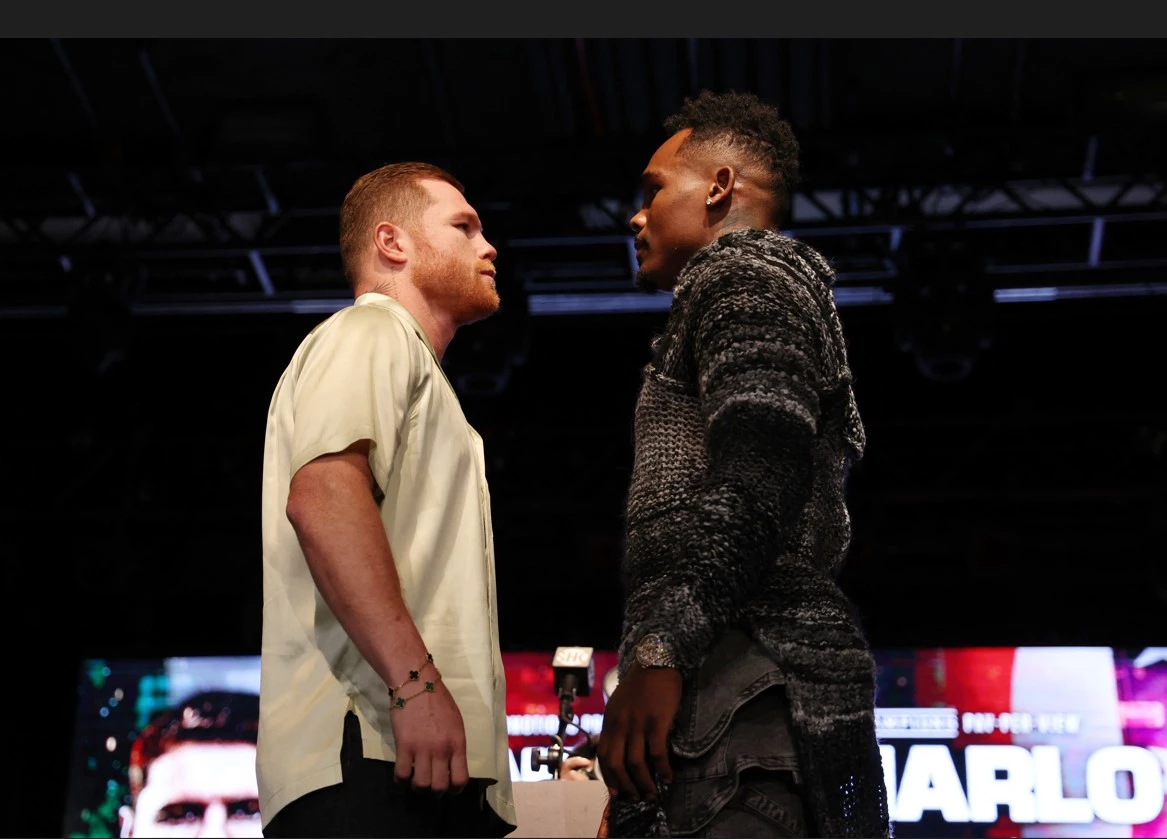 Alvarez dominates Charlo to maintain super middleweight supremacy