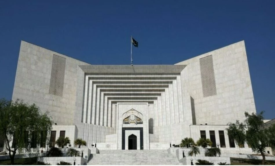 Govt to file review petition against SC NAB amendment verdict