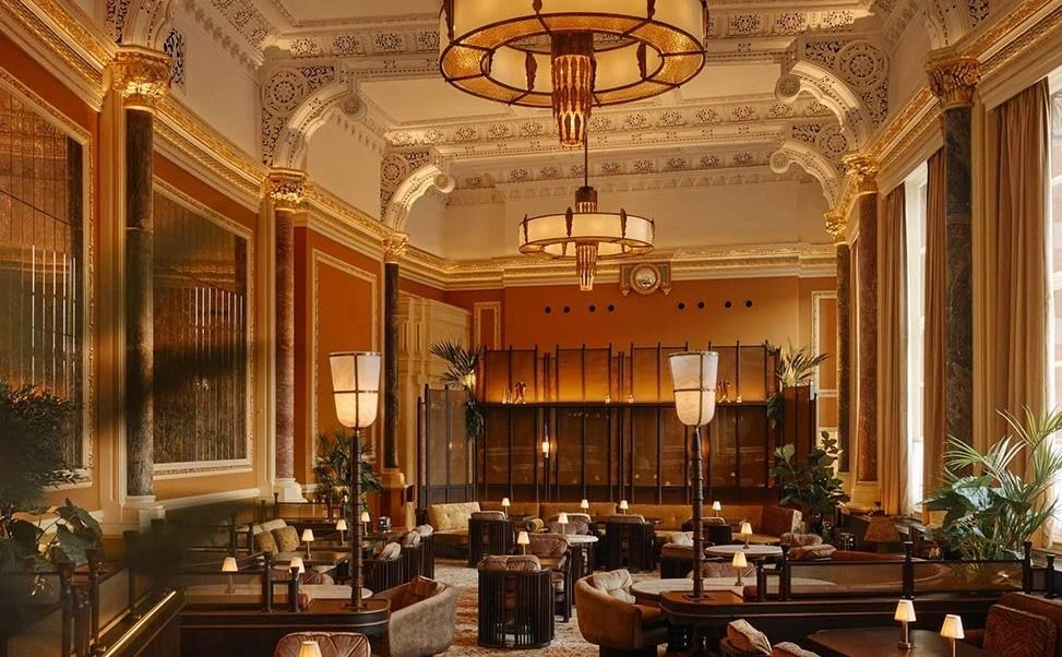 London restaurant offers chance to dine like a king