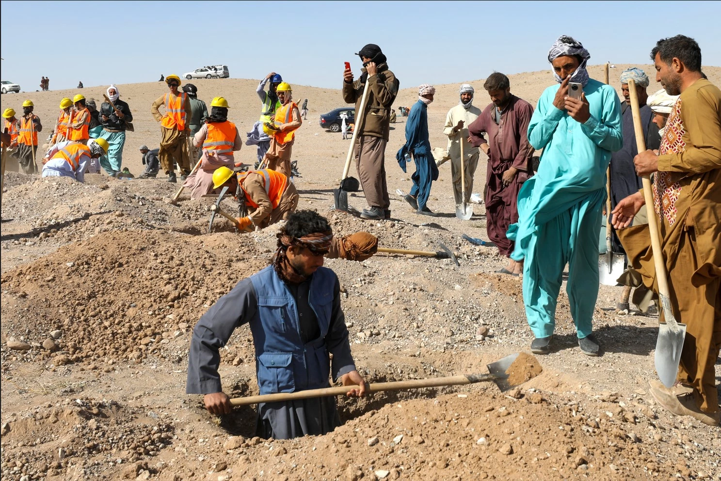 Pakistan to rush medical aid to quake-hit Afghanistan