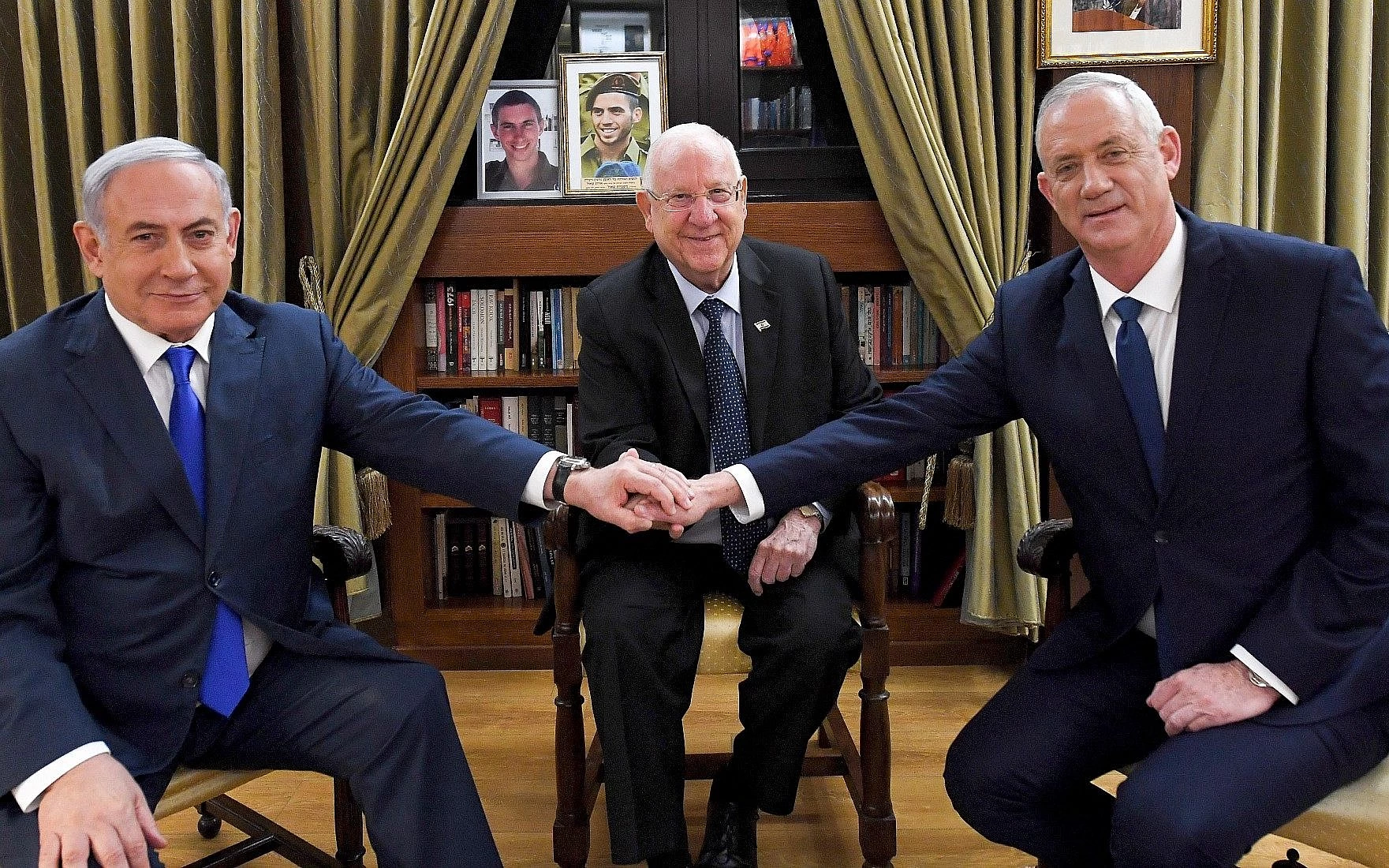 Israel PM announces wartime 'emergency government' with Gantz