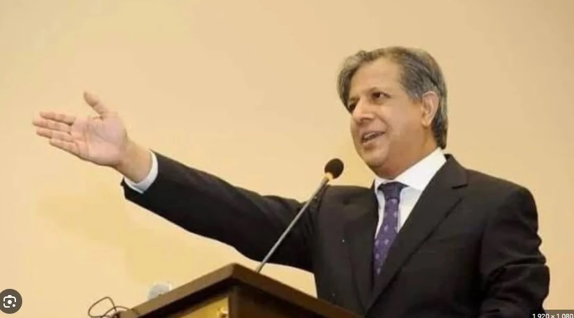 Azam Tarar praises SC’s verdict on Practice & Procedure Act