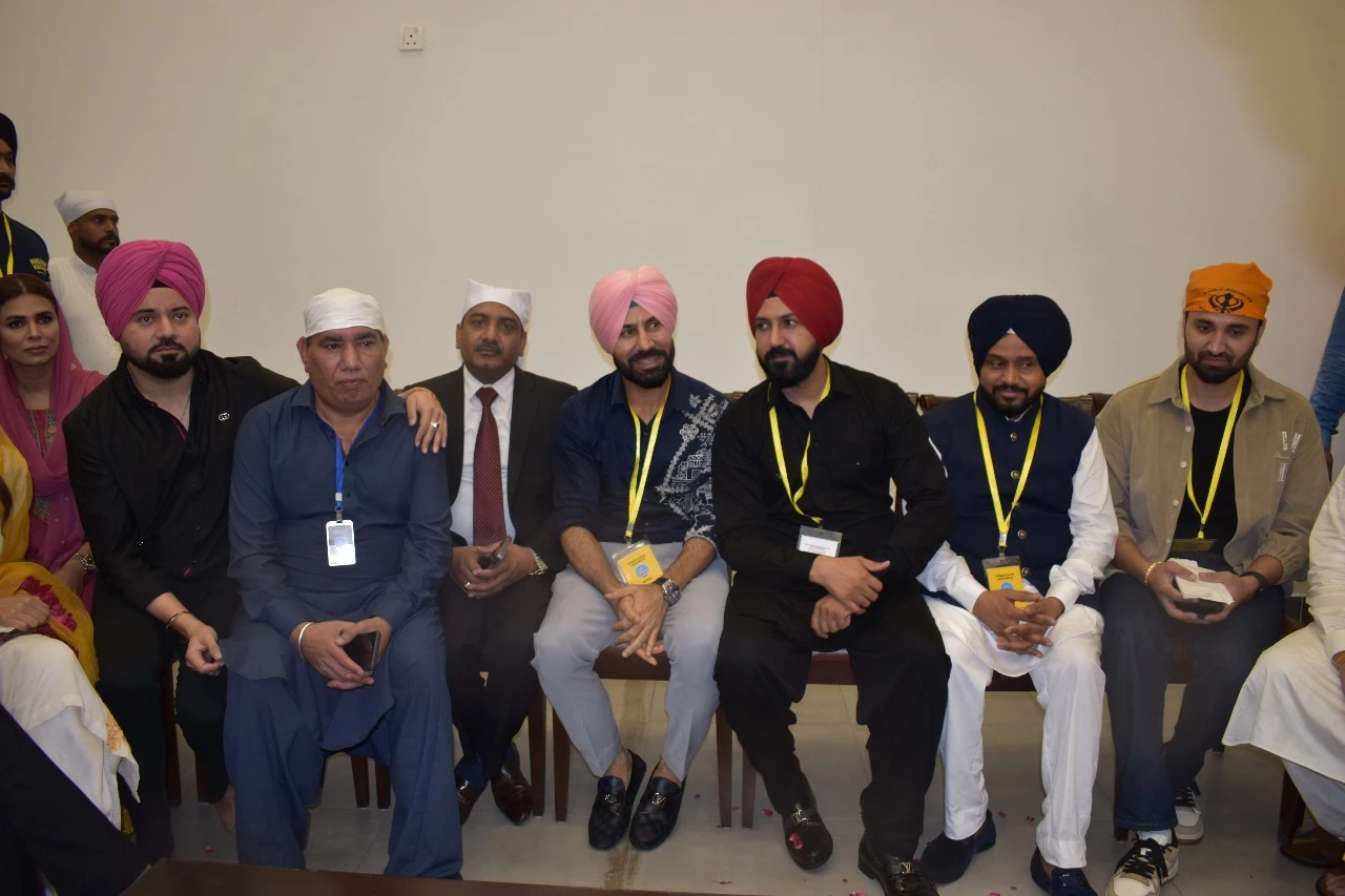 Indian Panjabi film stars visit Pakistan