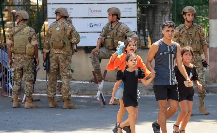 US, UK urge citizens to leave Lebanon over border tensions