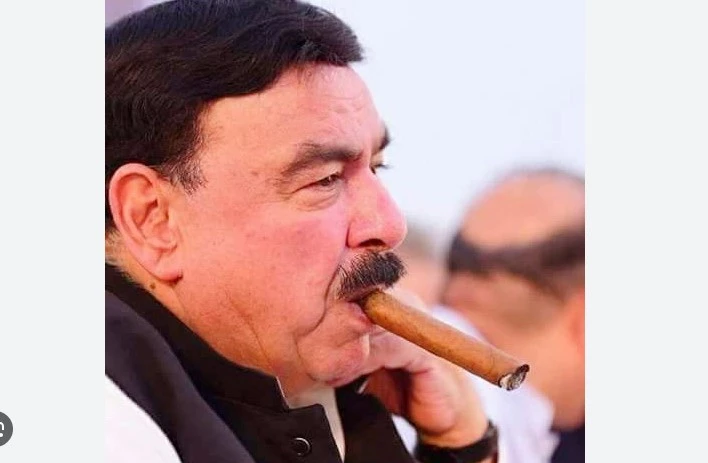 Sheikh Rashid admits to RIC due to chest pain