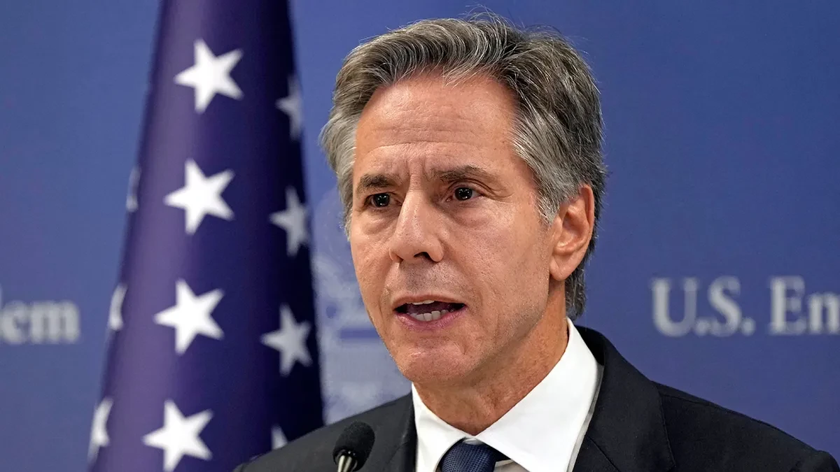Blinken warns Iran that US will respond 'decisively' to any attack