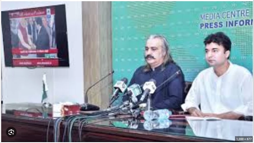 Court issues perpetual arrest warrants for 10 PTI leaders