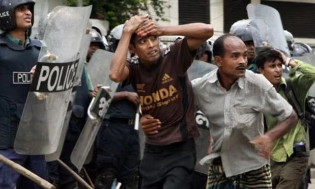 Two dead as Bangladesh garment workers protest low pay