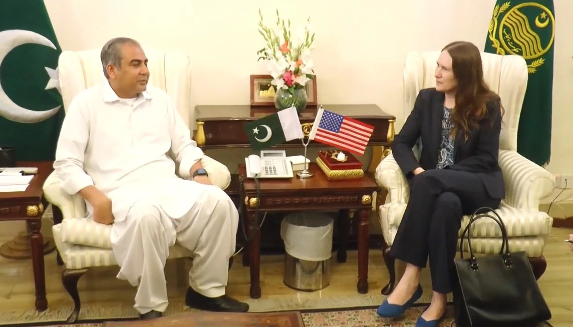 Punjab CM takes up issue of smog in meeting with US Consul General