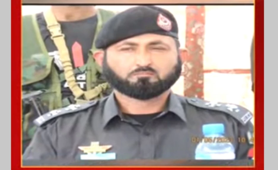 Police officer martyred in Tank terrorist attack