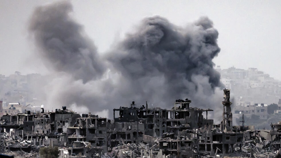 Gaza hospitals out of fuel, caught in fighting