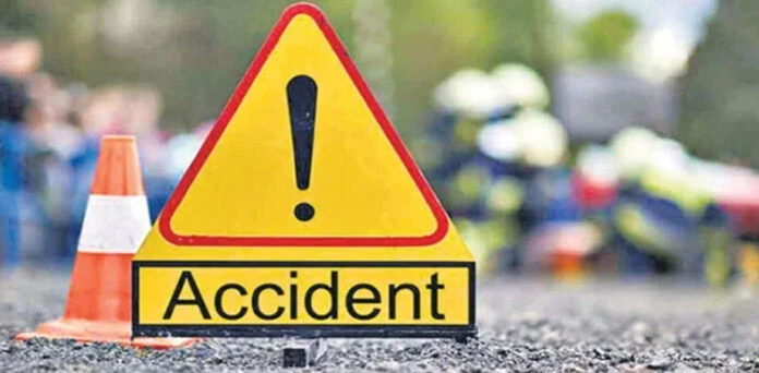 Speeding bus crushes three including a child in Karachi