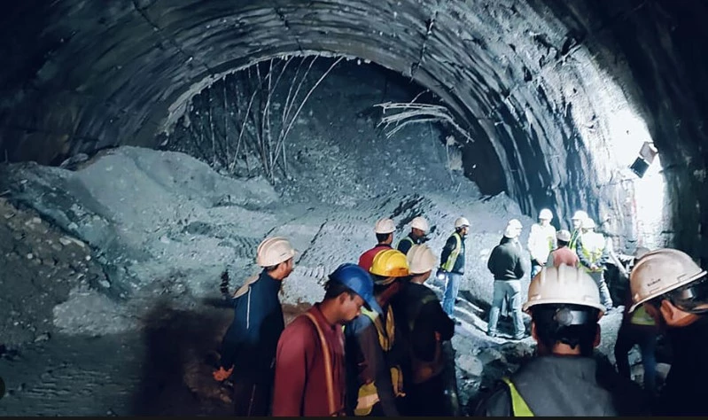 Indian rescuers battle for third day to free 40 trapped tunnel workers