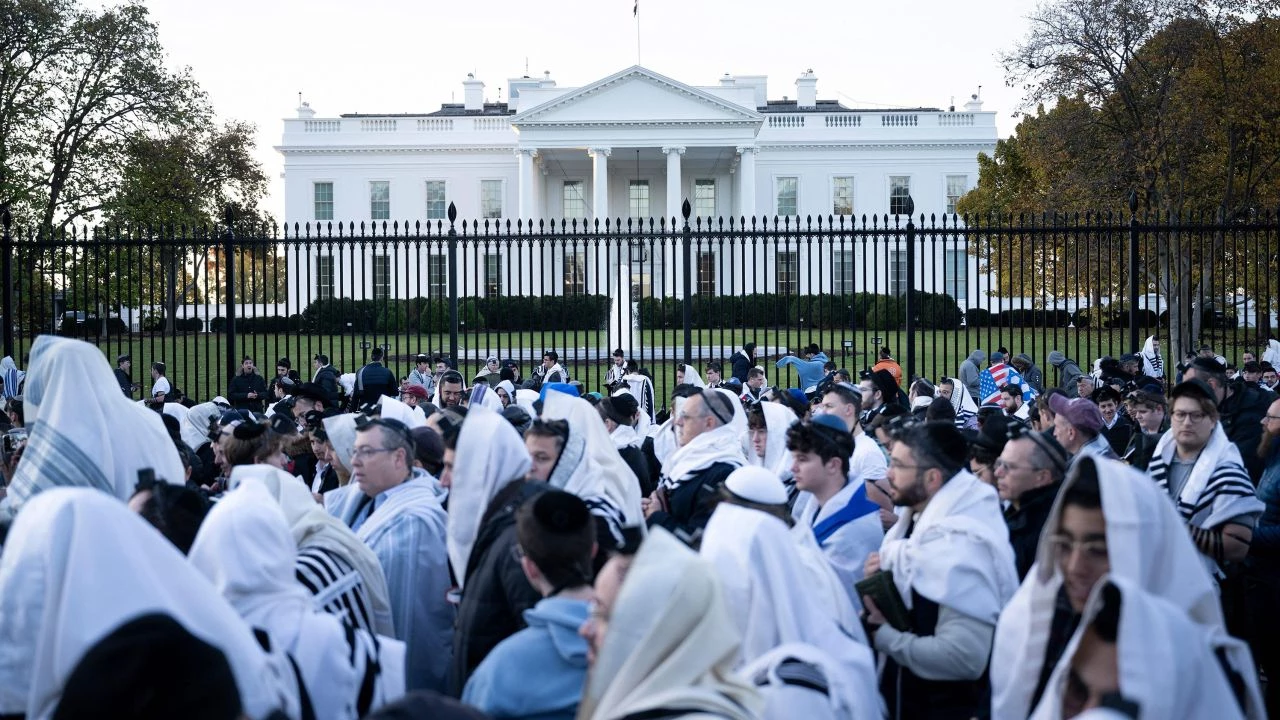 Thousands rally for Israel in Washington