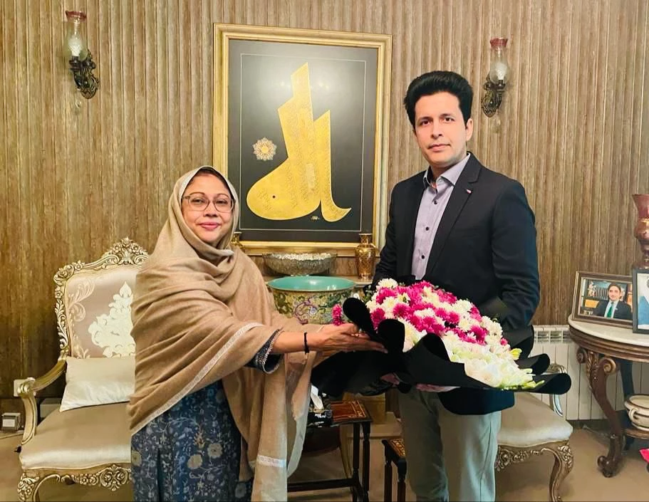 Aurangzeb Waraich joins Pakistan People's Party