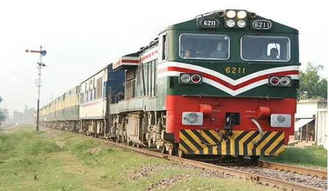 Boy, aged 6, killed as train runs over him in Rawalpindi