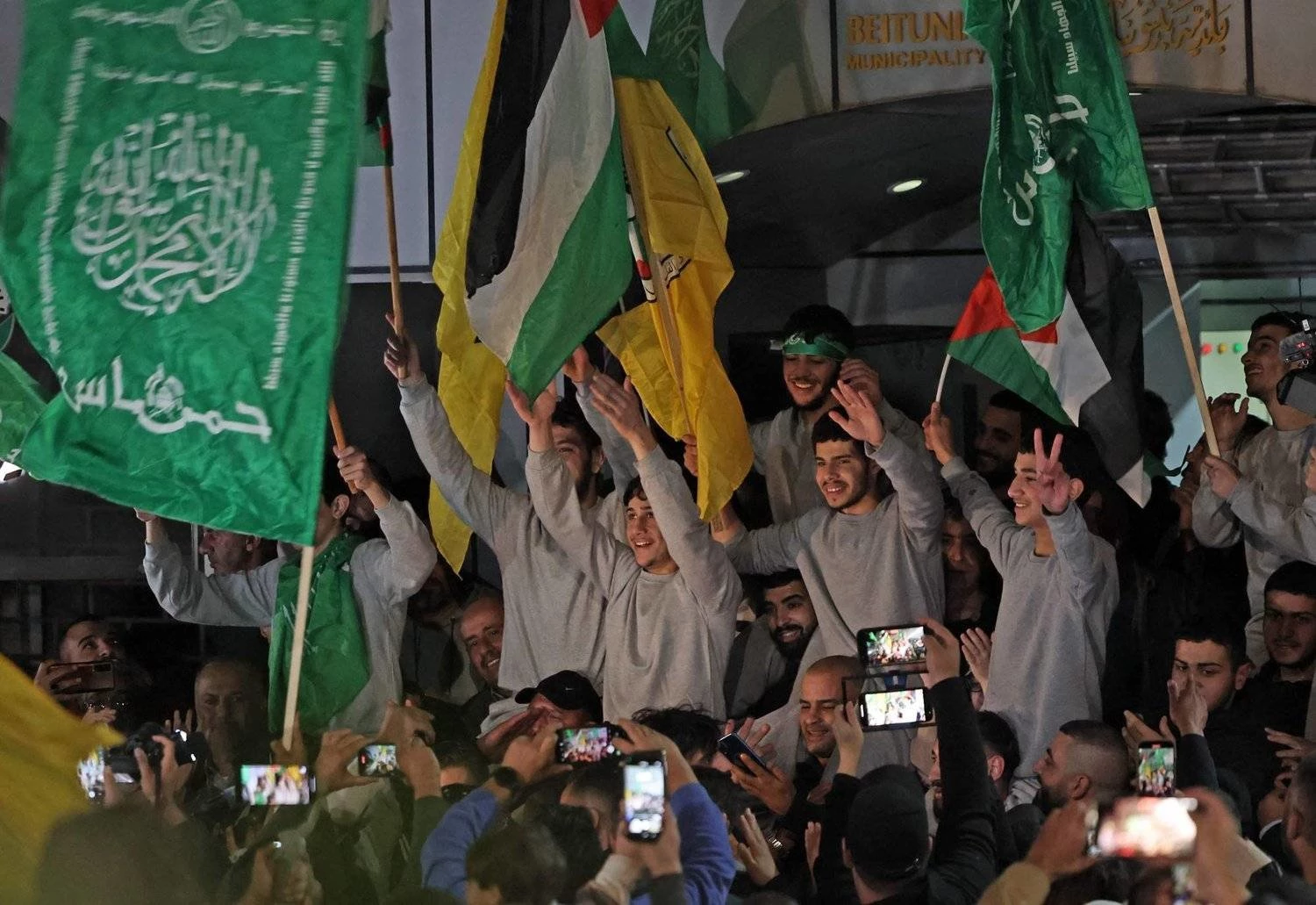 Prisoner releases send Hamas support rocketing in West Bank