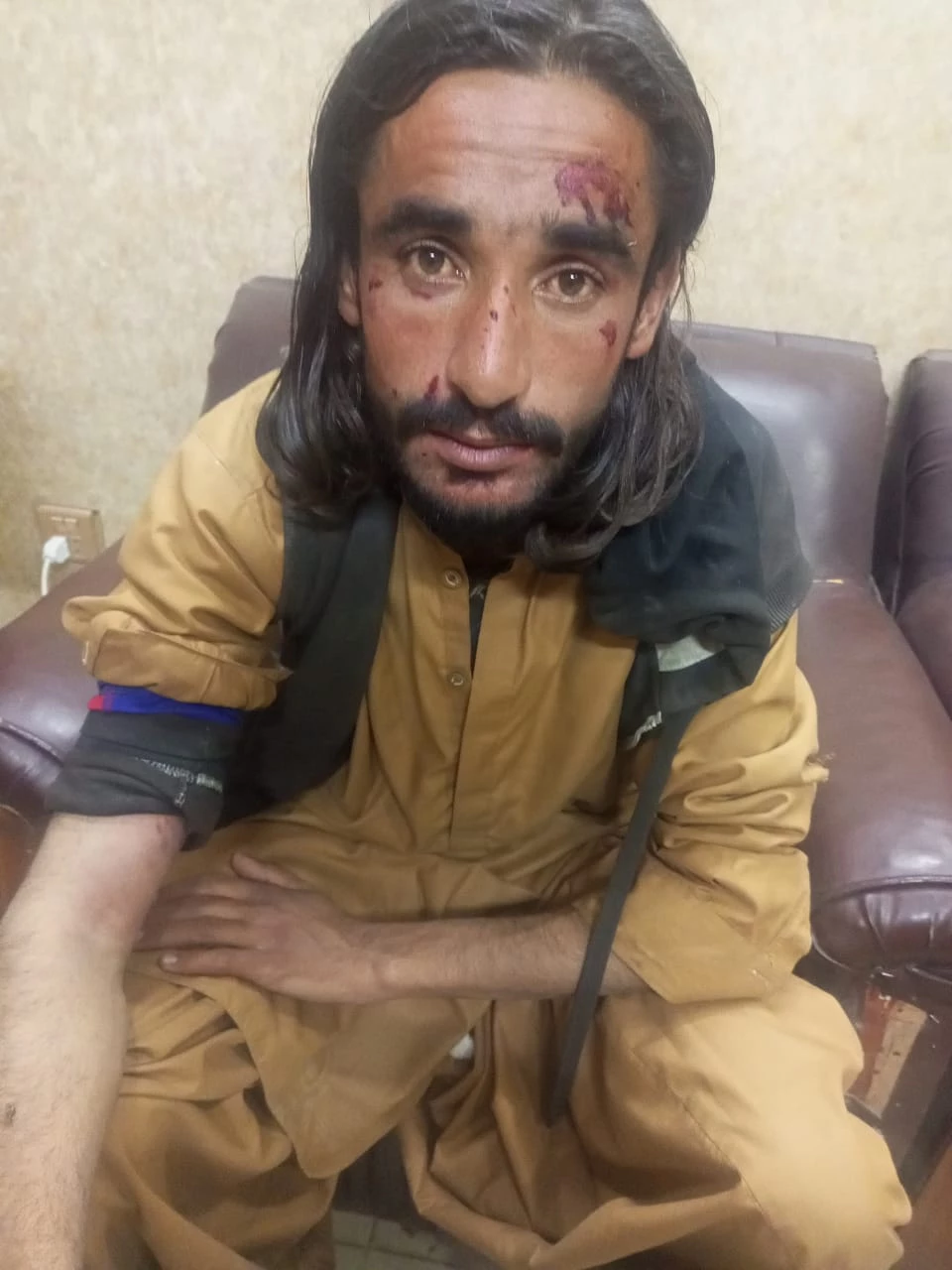 Quetta cops suspended over allegations of torture on citizen