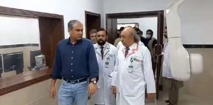 Punjab CM visits Sheikh Zayed Hospital in Rahim Yar Khan