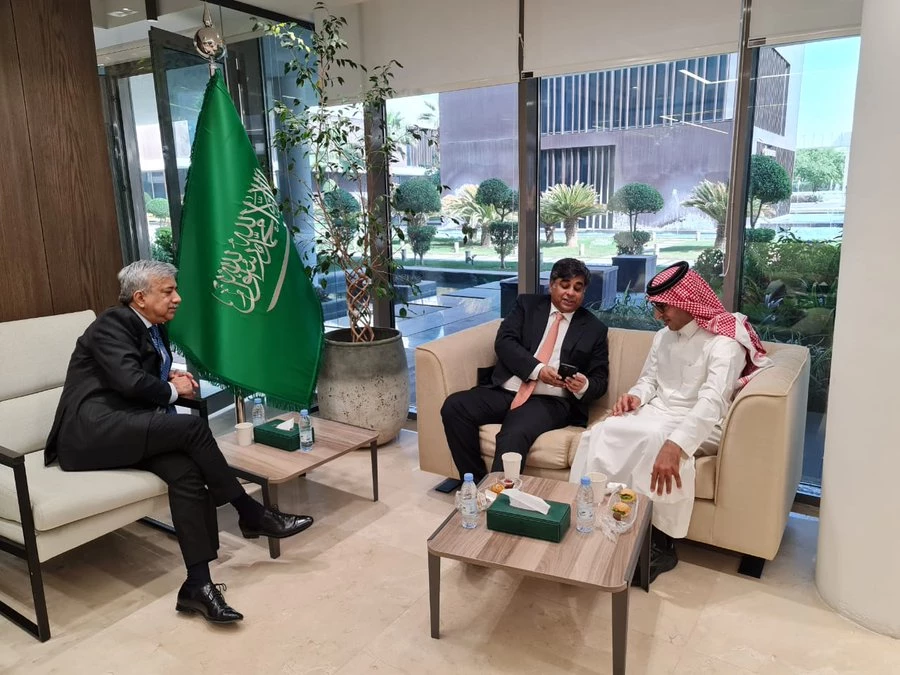 Commerce minister visits KSA to finalise ‘Investment-Related part of GCC FTA’