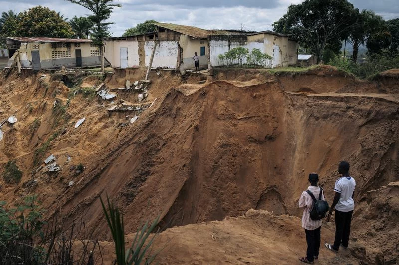 At least 47 dead in Tanzania landslides: local official