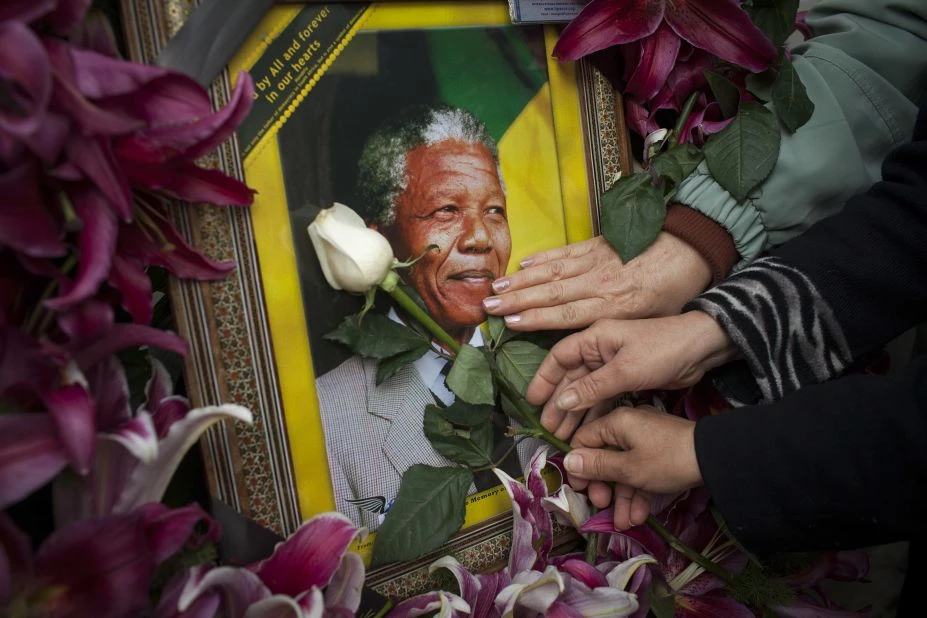 Hamas officials join Mandela family for anniversary tributes