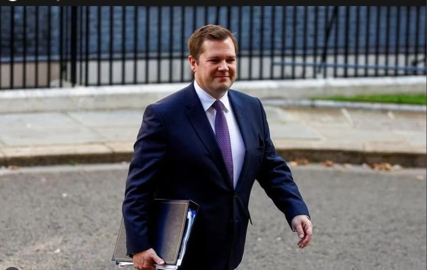UK minister quits over Rwanda bill, heaping pressure on PM Sunak