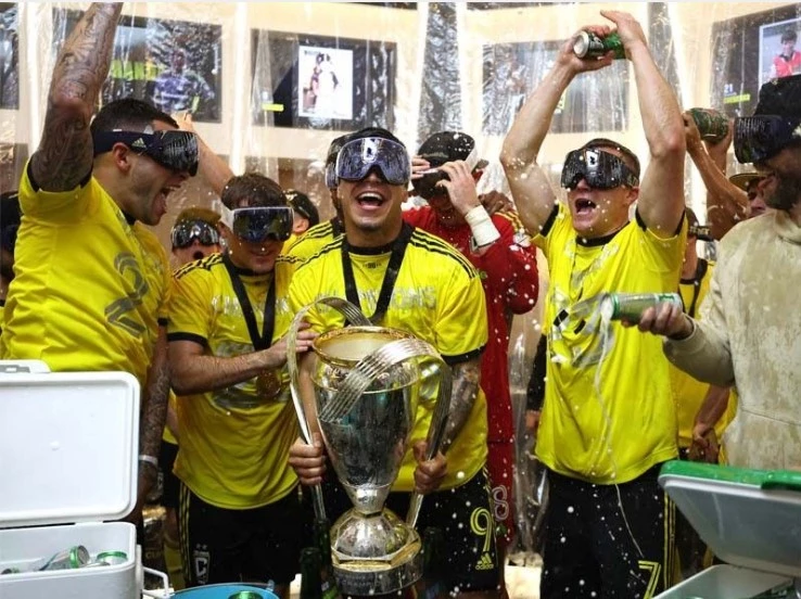 Columbus sink Los Angeles to win MLS crown for third time