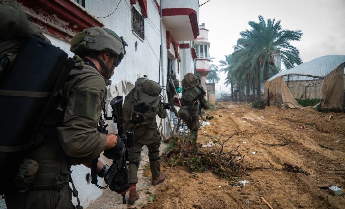 Israel troops kill 3 hostages  