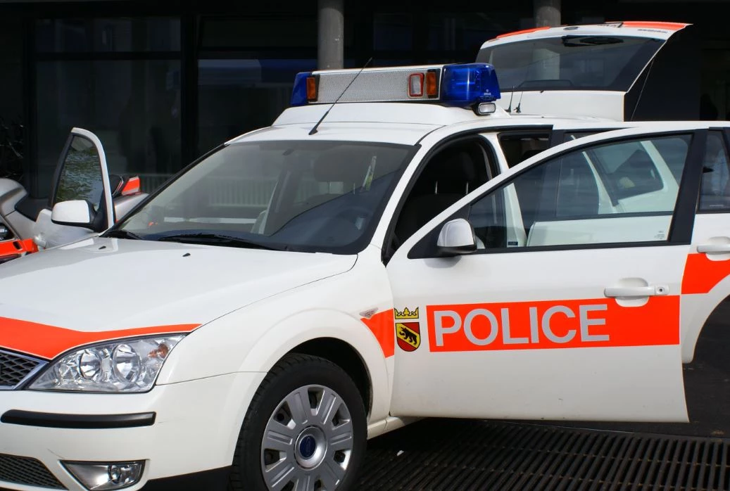 Swiss police find 14 migrants in van after 30-km chase
