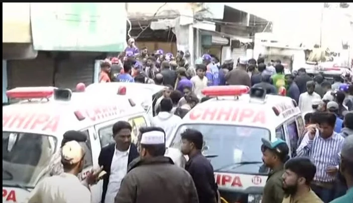 Three die as gas cylinder blast brings down building in Karachi