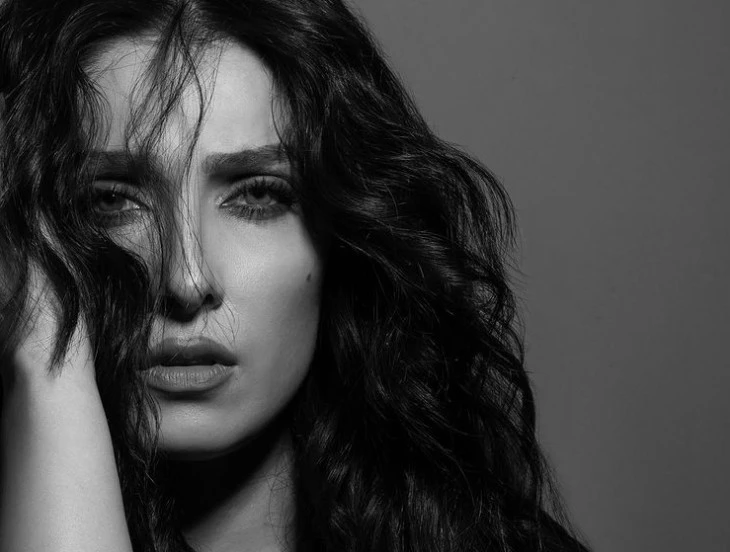 Ayeza Khan unveils the challenges of being actor
