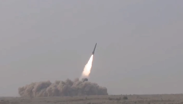 Pakistan test-fires Fatah-II missile having range of 400 kms