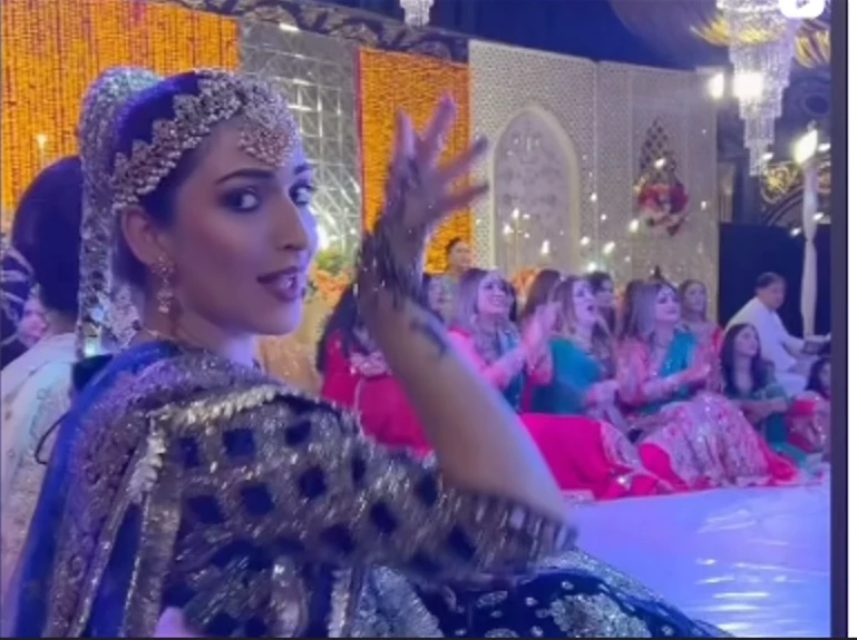 Former Miss Pakistan emerges with impressive dance performance on Dola Rey Dola Rey