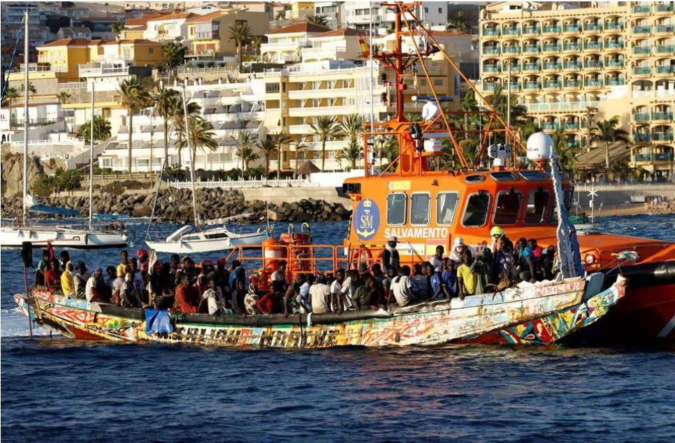 Three migrants found dead off Canary Islands, 15 rescued