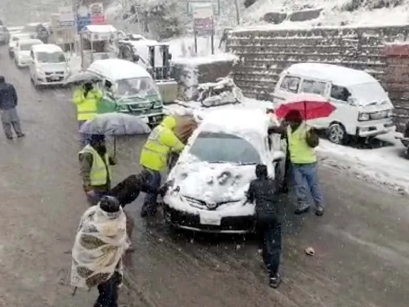 Murree Traffic Police unveils comprehensive snowfall season plan