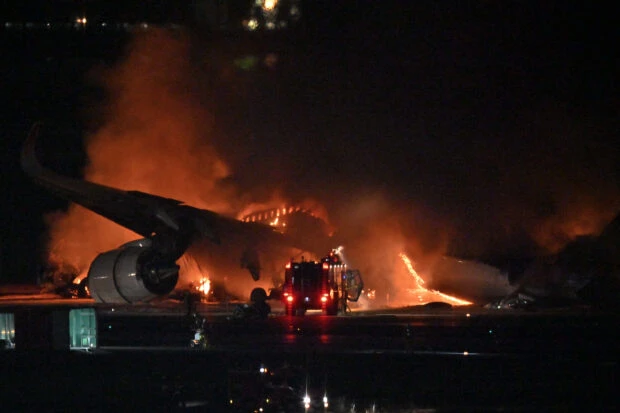 Five dead in Japan plane collision at Tokyo airport