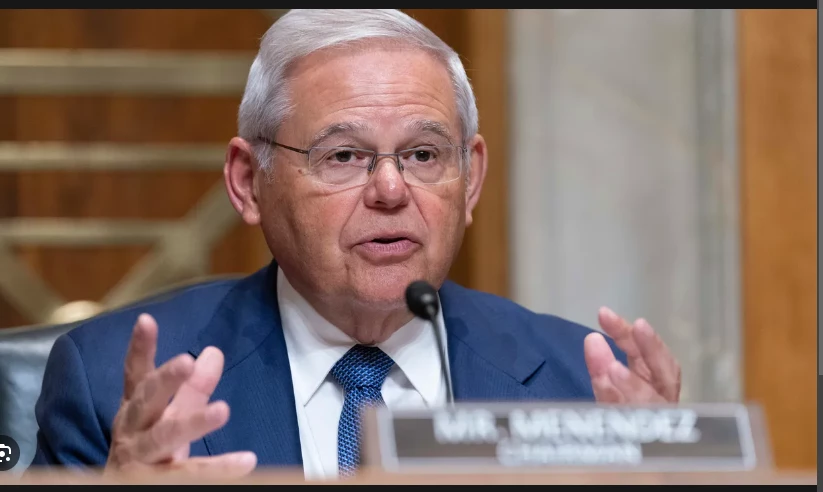 US senator faces new corruption charges