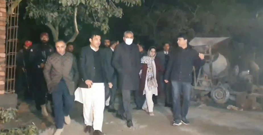 CM Mohsin reviews work on Lahore Safari projects