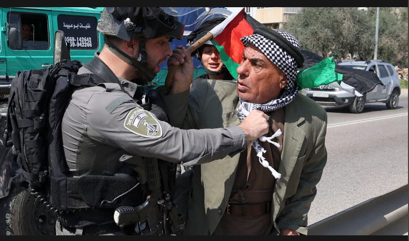 Six Palestinians, Israeli officer killed in West Bank