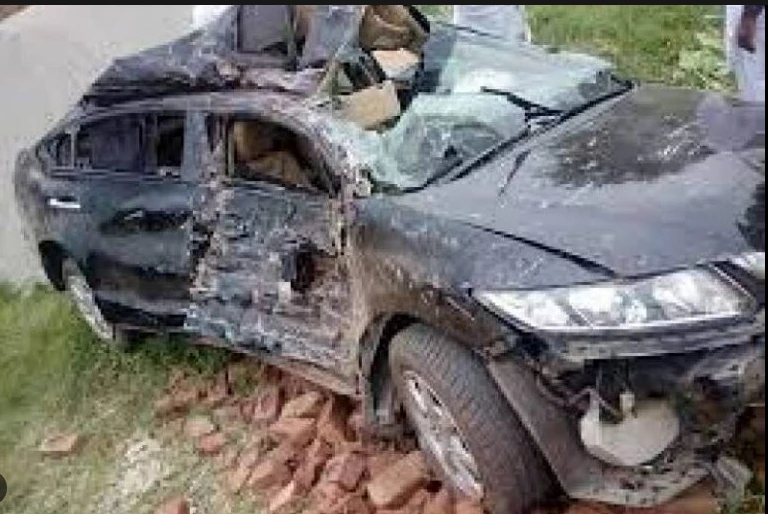 Youth dies in road crash in Islamabad