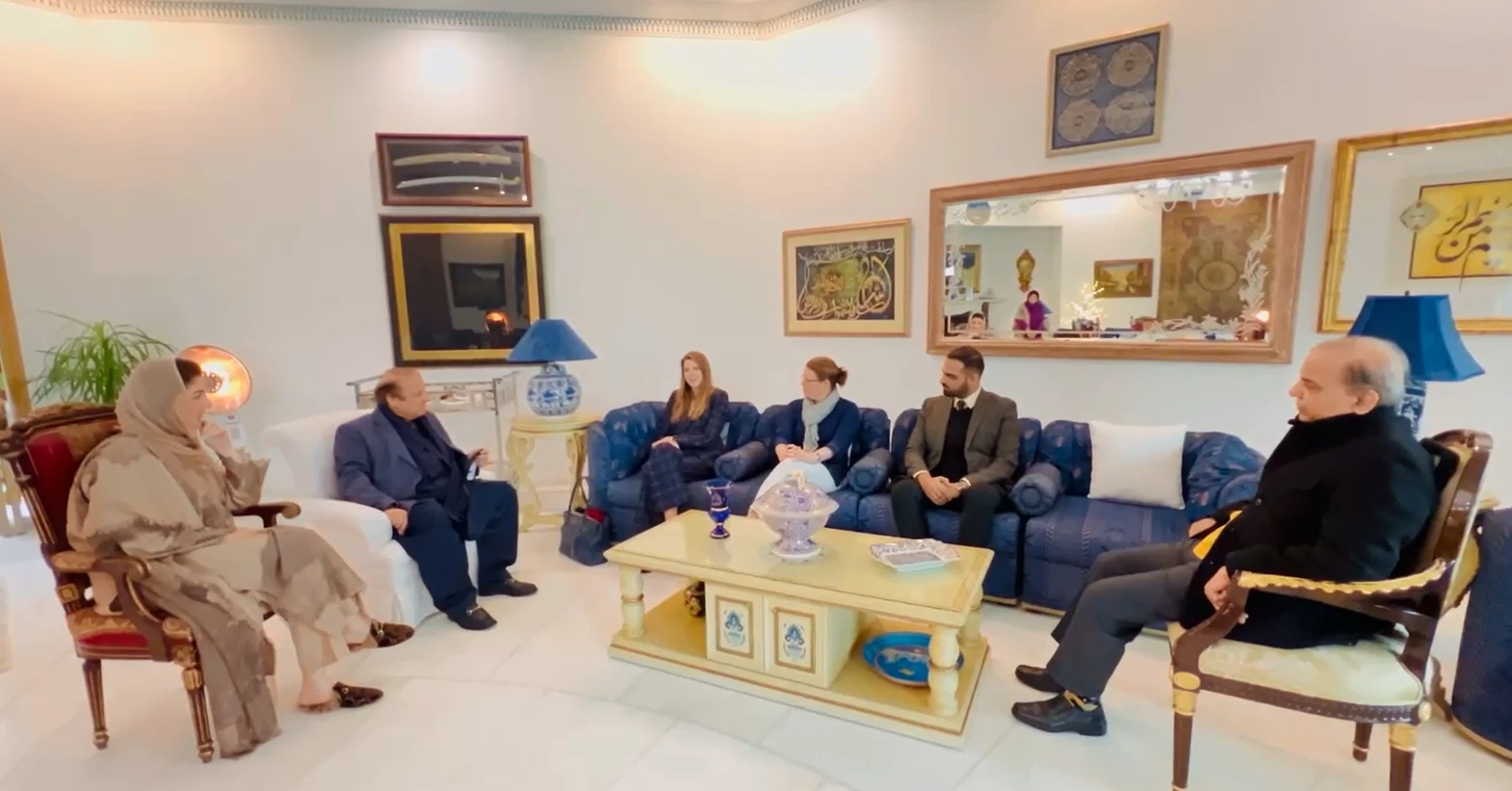 British high commissioner meets Nawaz Sharif